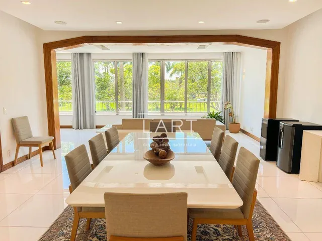 Unfurnished apartment with 5 bedrooms and 5 bathrooms — photo 13