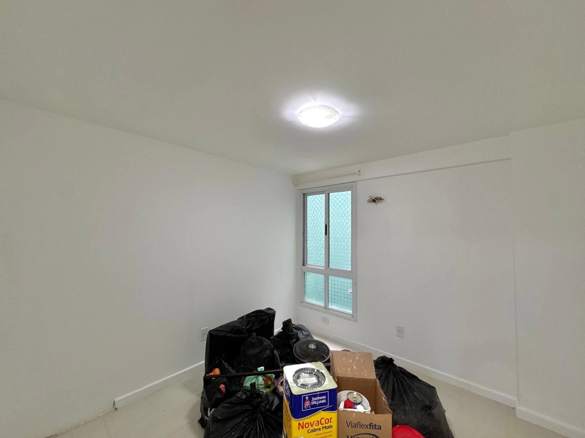2-bedroom apartment with 2 parking spots and enclosed balcony — photo 30