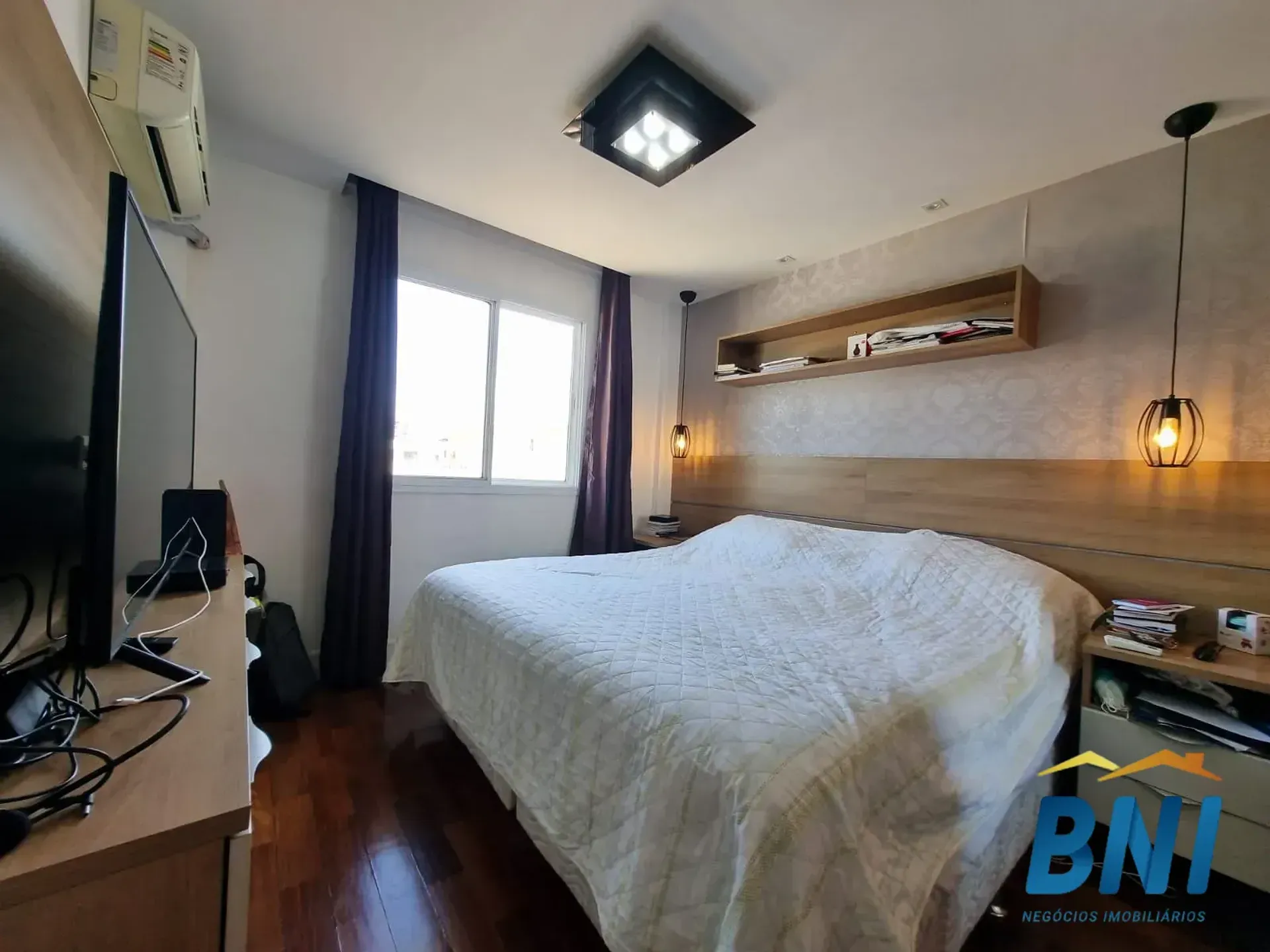 Home office in a 4-bedroom house, 226 m² — photo 3