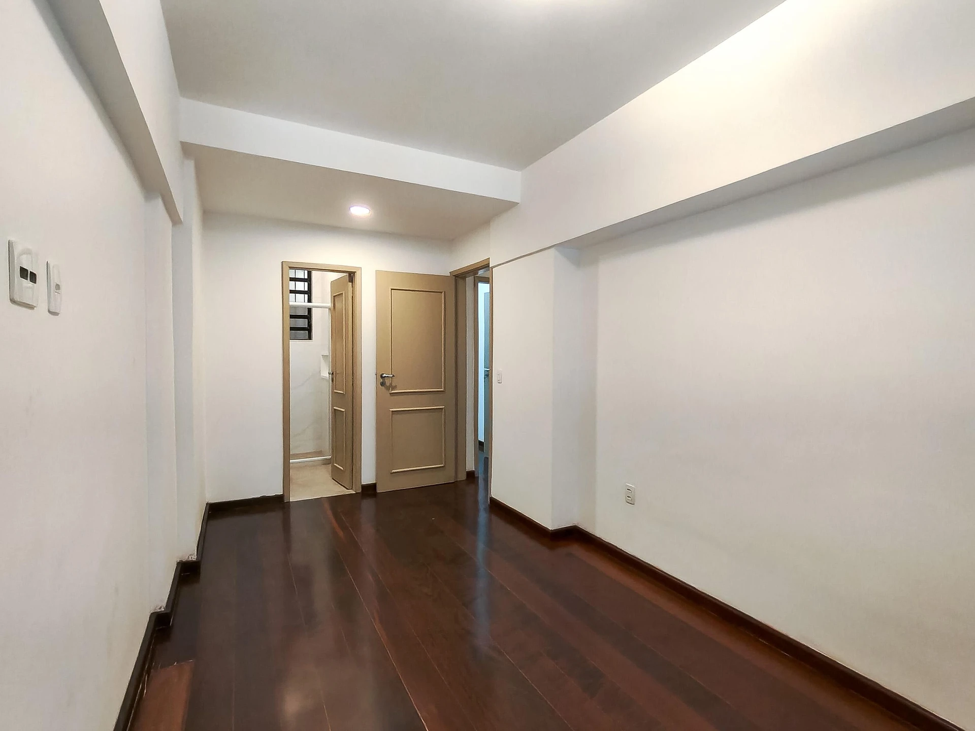 House for rent with 5 bedrooms and 8 bathrooms — photo 91