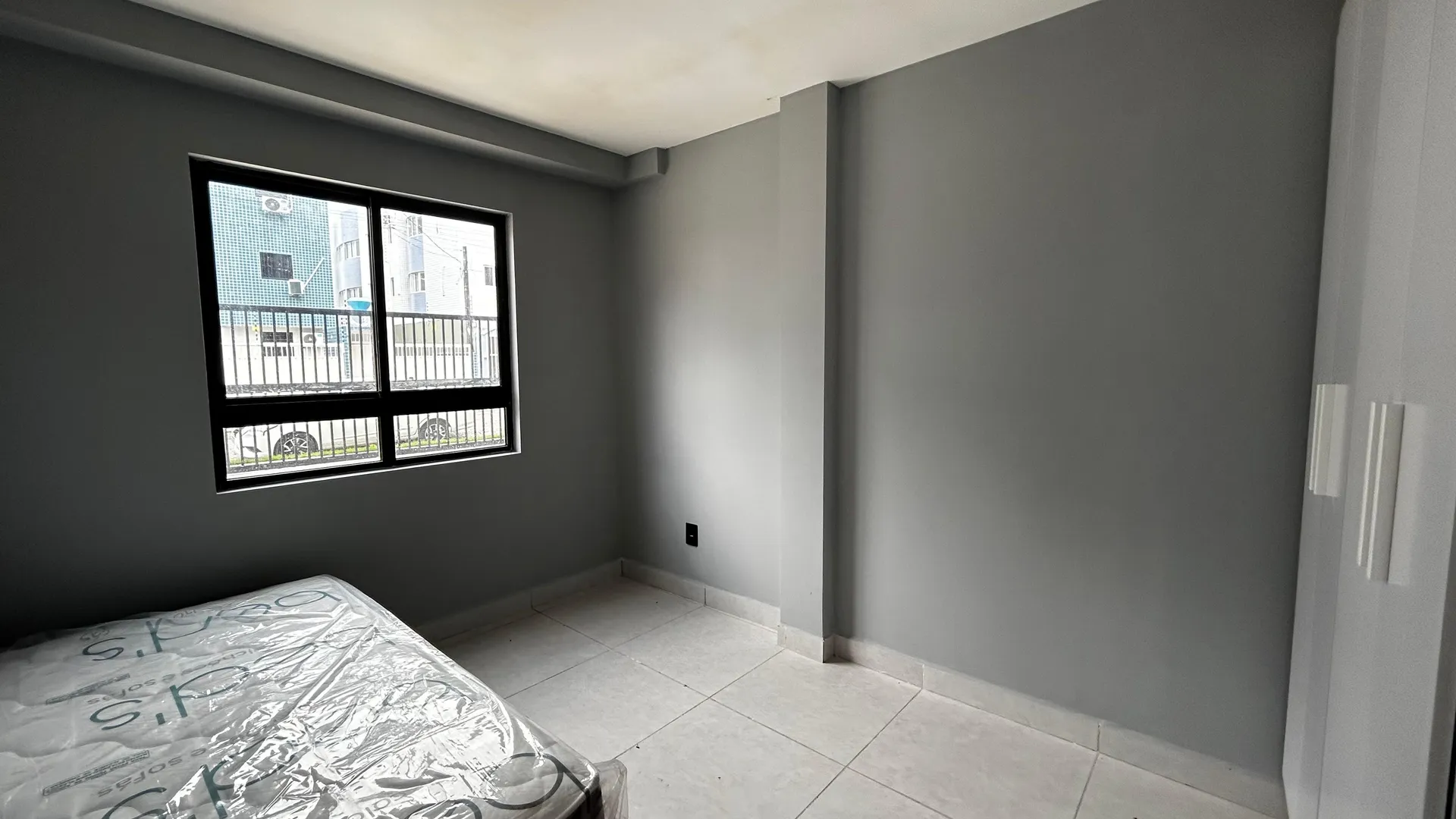 Furnished 2-bedroom apartment with a balcony — photo 6