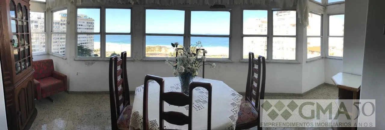 Floor-to-ceiling windows in a 5-bedroom apartment, 165 m² — photo 9