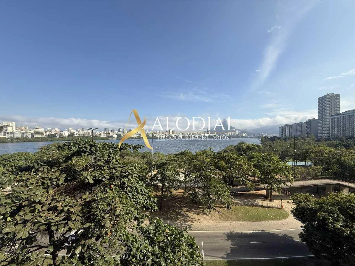 Apartamento mobiliado com 4 quartos e 178 m² — photo 15