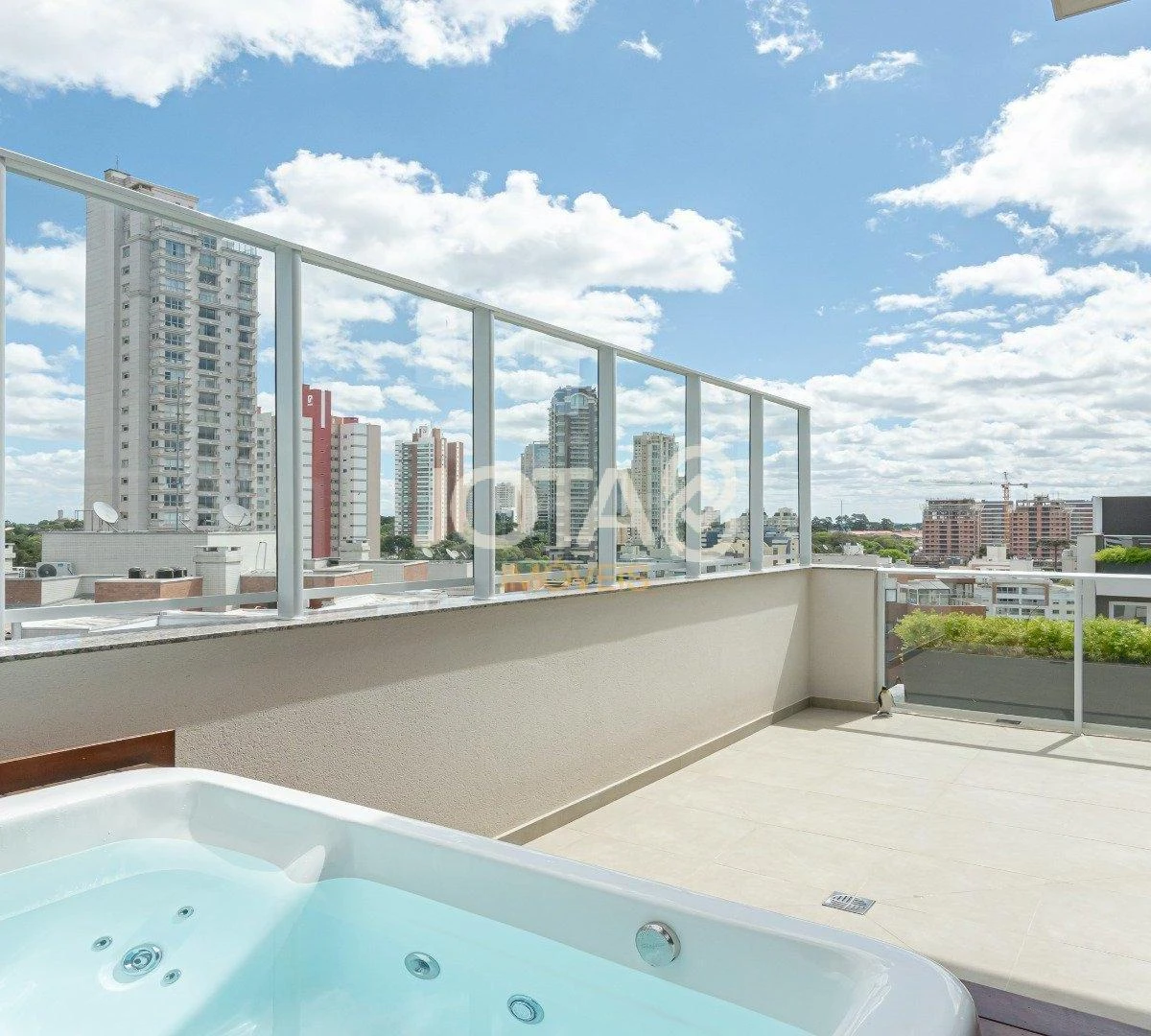 Floor-to-ceiling windows in a 3-bedroom apartment, 194 m² — photo 33