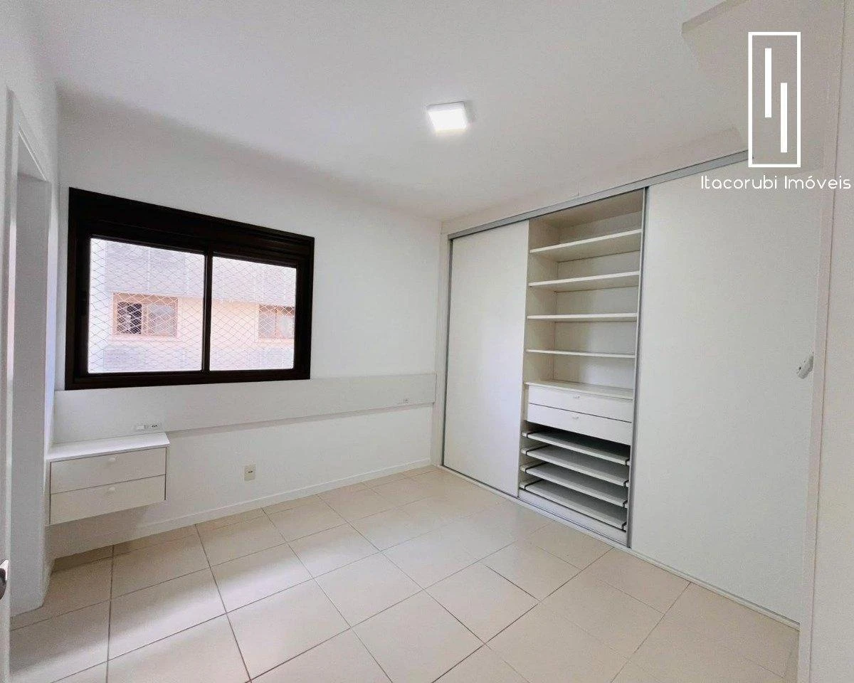 Home office in a 2-bedroom apartment, 66 m² — photo 12