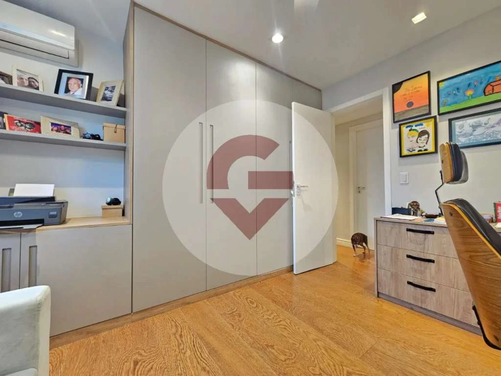 3-bedroom apartment with 158 m² and 2 parking spaces — photo 11