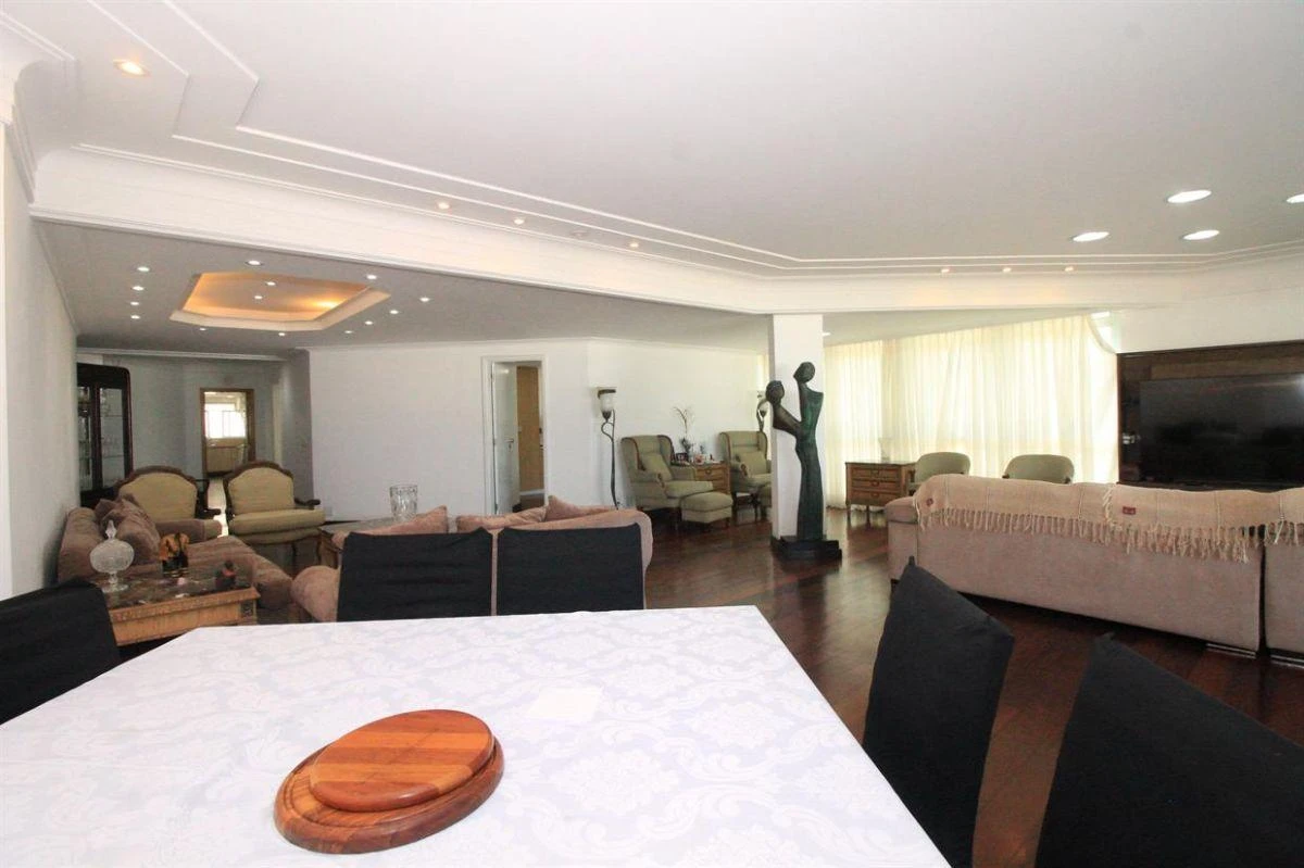 Furnished 4-bedroom apartment with 2 en-suites and 274 m² — photo 16