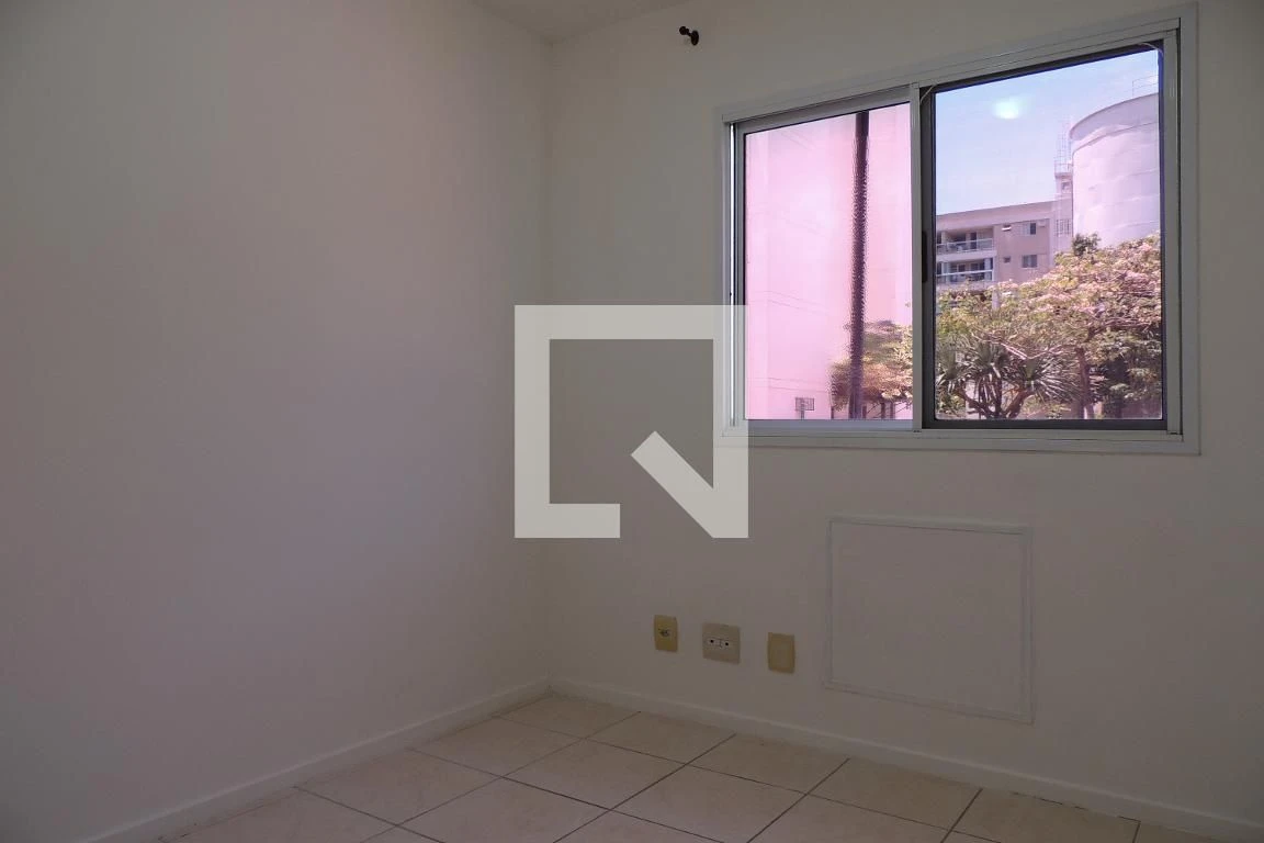 Unfurnished apartment with 3 bedrooms and open kitchen — photo 69