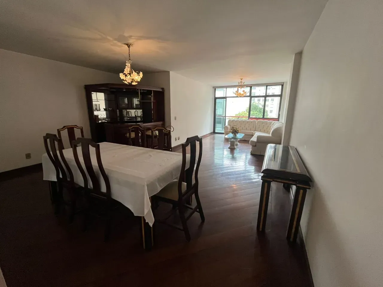 Furnished apartment with 4 bedrooms and a closed kitchen — photo 3