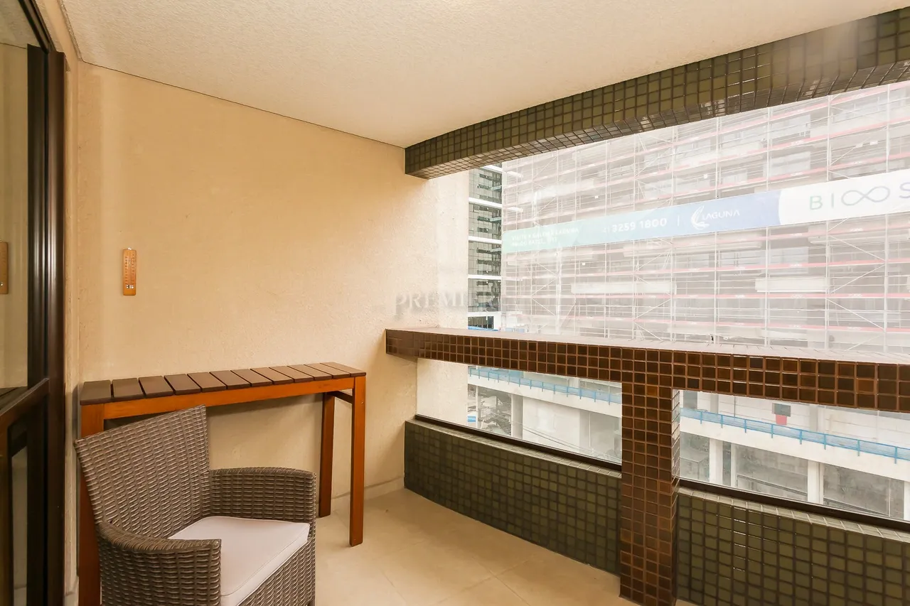 3-bedroom 180 m² apartment with 2 parking spots and garden — photo 23