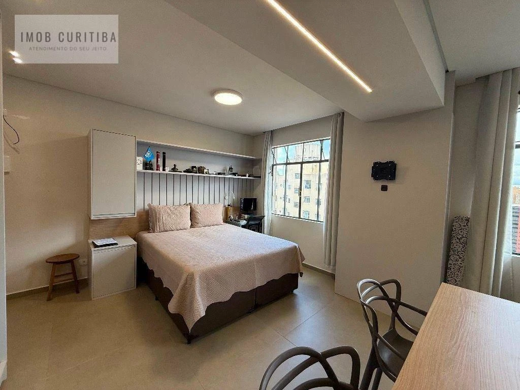 Студія 35 м² з робочим місцем та панорамними вікнами — photo 7