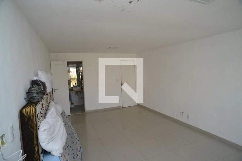 Top-floor rental with 4 bedrooms and 200 m² — photo 28