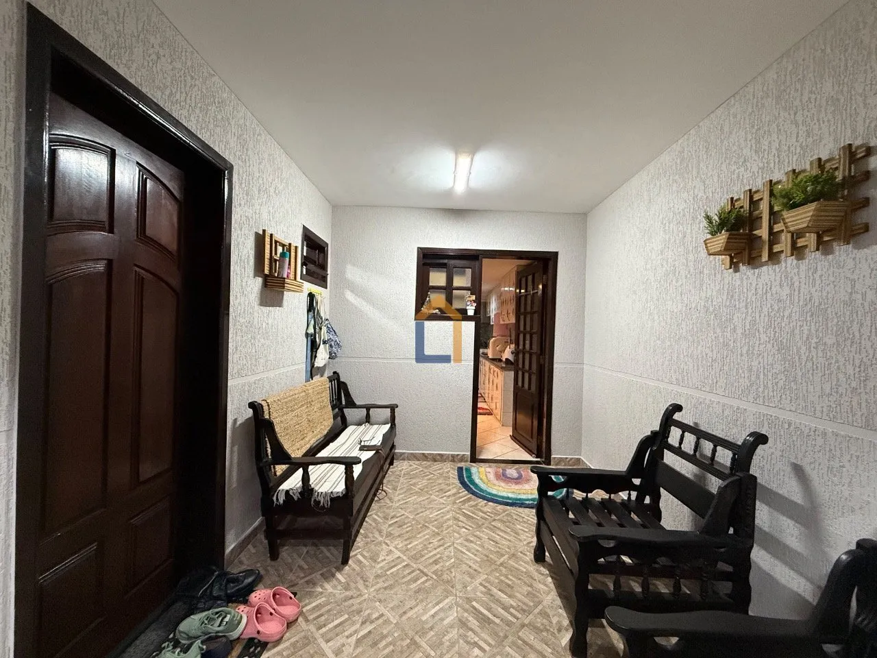 3-bedroom house with a home office — photo 21