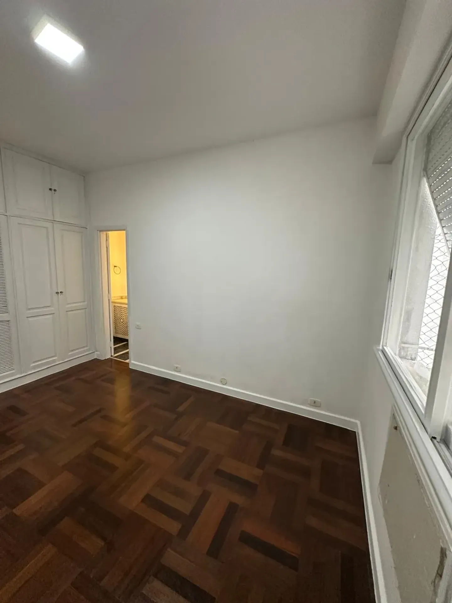 3-bedroom apartment with 4 bathrooms and 1 parking space — photo 35