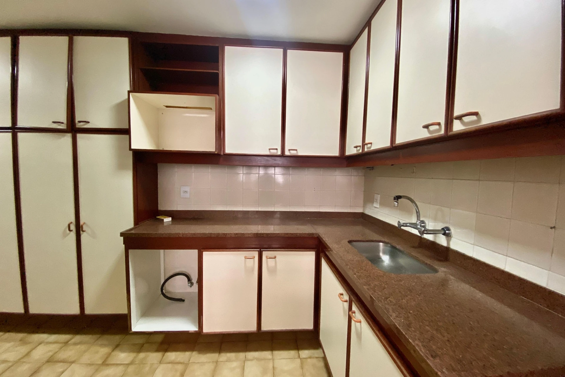 Apartamento com 2 quartos e varanda, vaga inclusa — photo 21