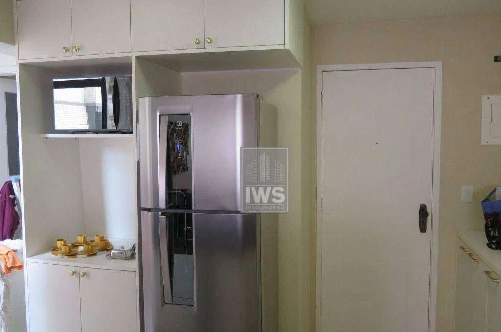 Furnished 94 m² apartment with 2 bedrooms and suite — photo 8