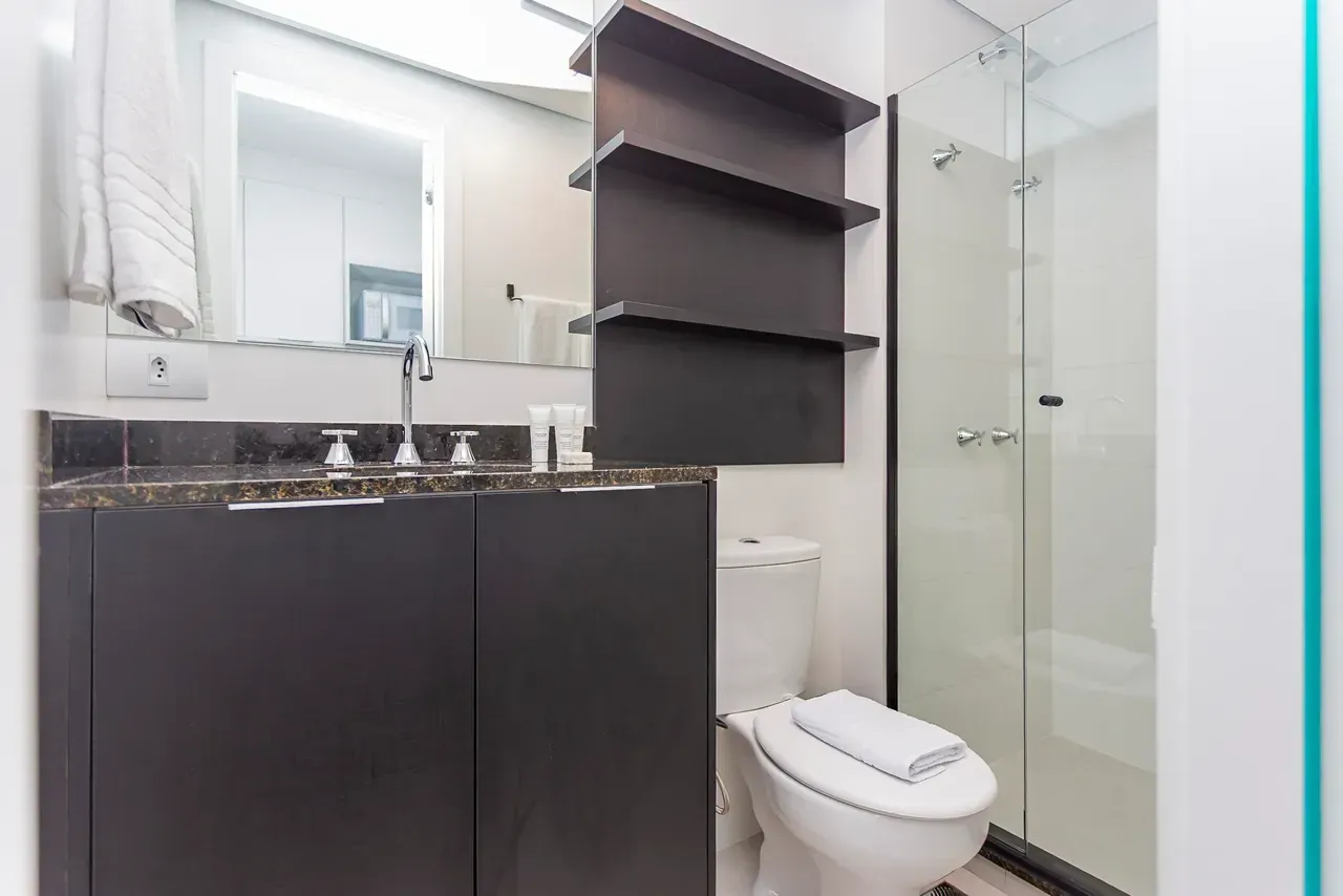 Apartamento mobiliado de 1 dormitório com box de vidro — photo 7
