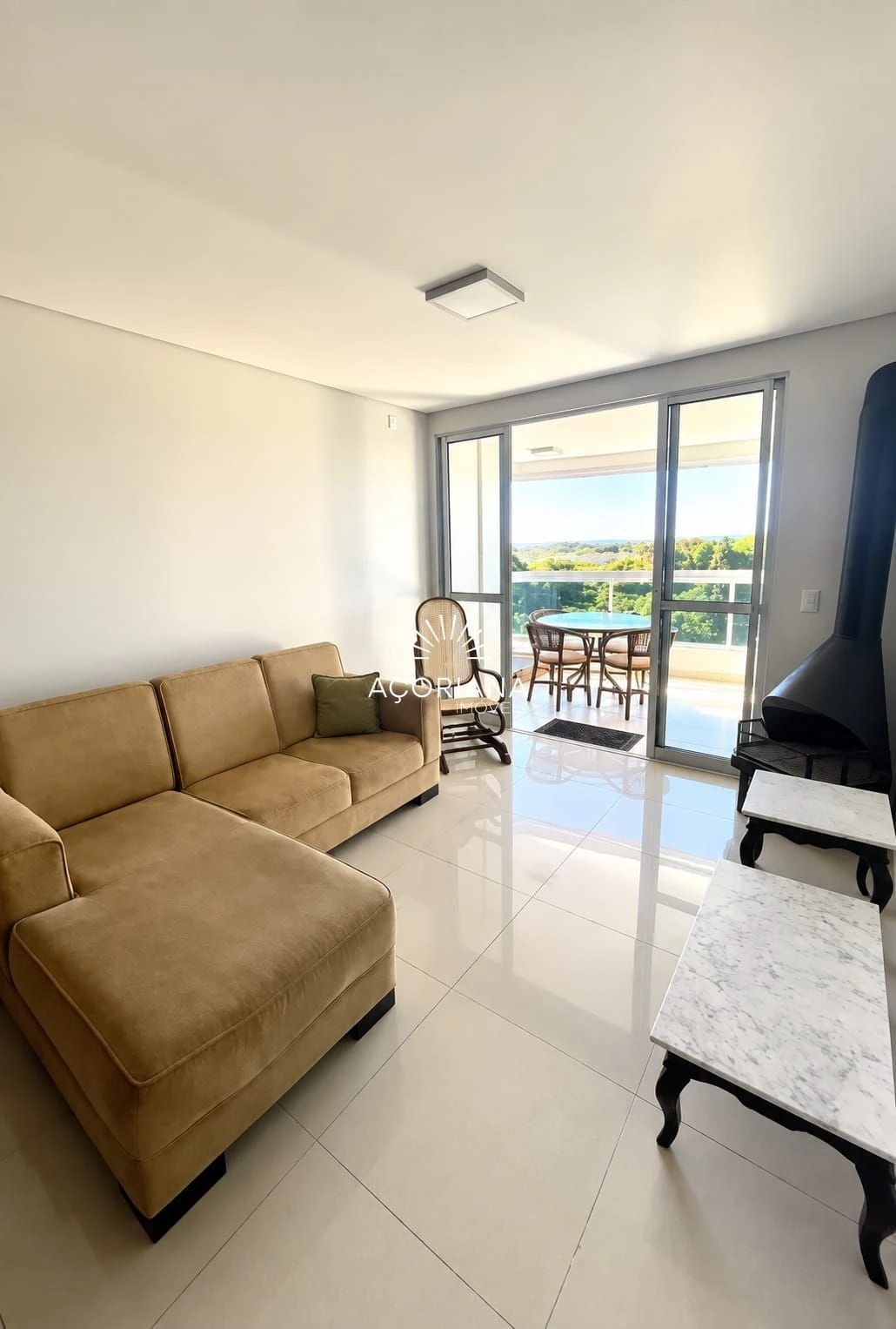 Apartamento mobiliado, 158 m², com banheira