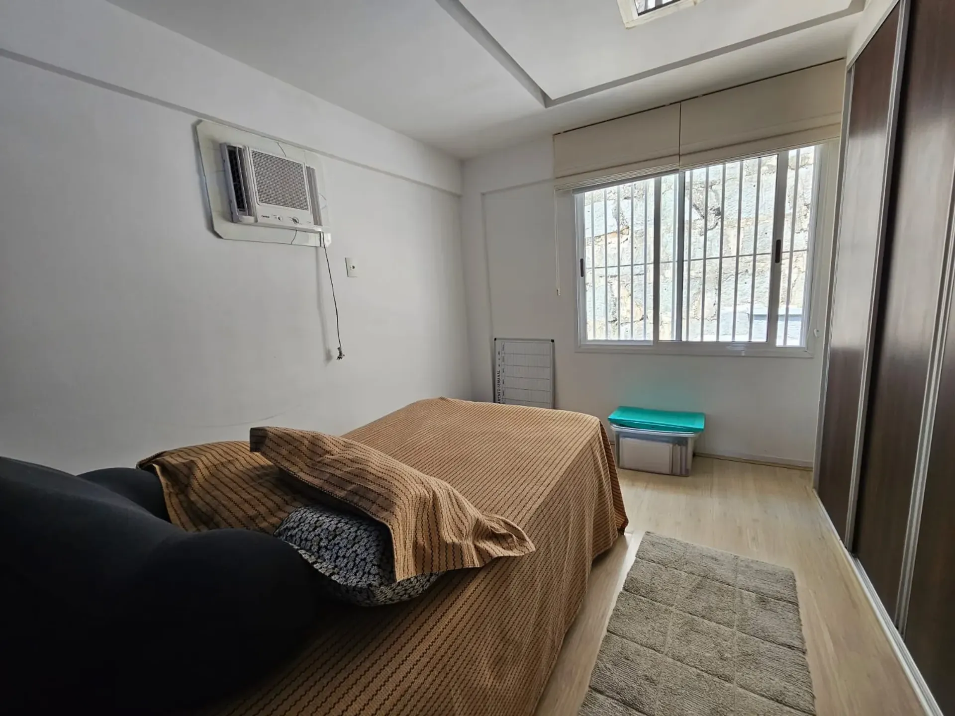 Furnished 206 m² house with 5 bedrooms and 5 baths — photo 32