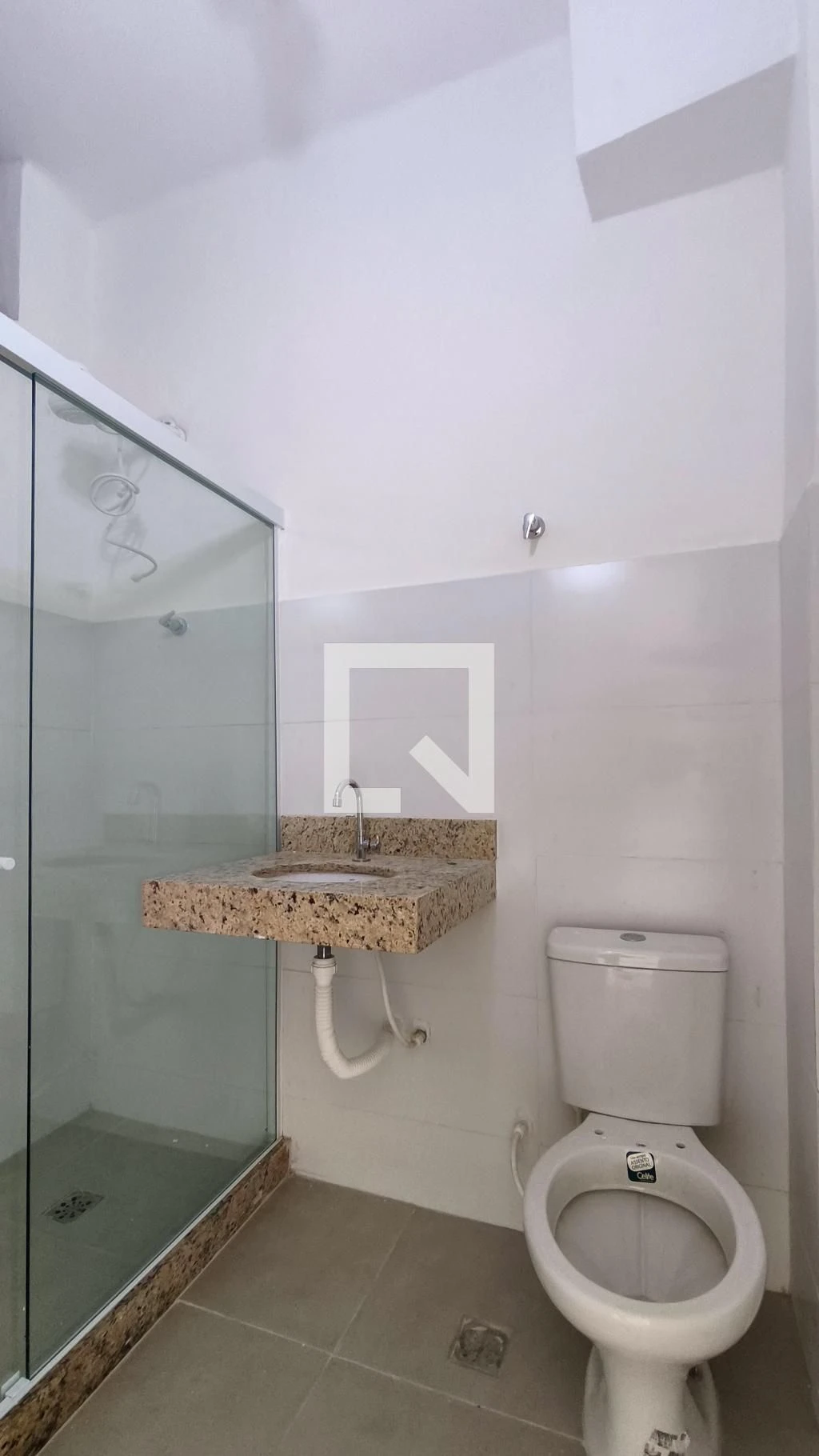 Estudio sin amueblar con 1 dormitorio y 1 baño — photo 23
