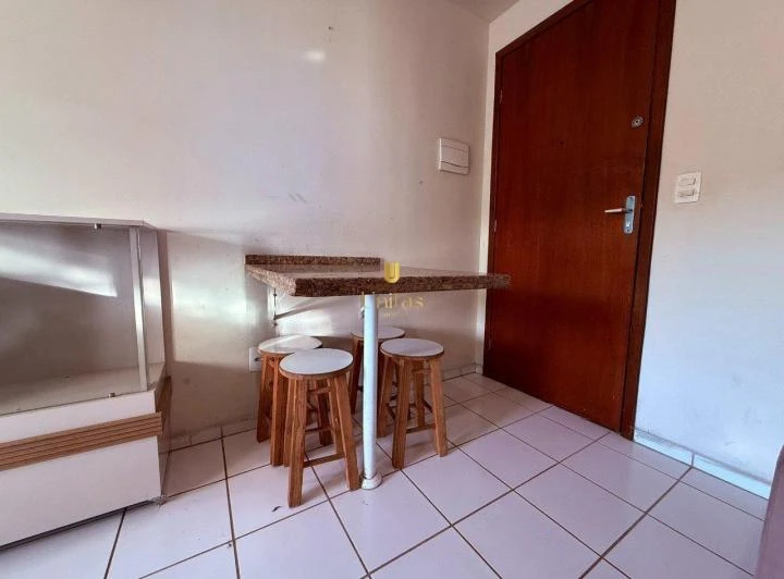Apartamento com 2 quartos e cozinha fechada a gás — photo 8