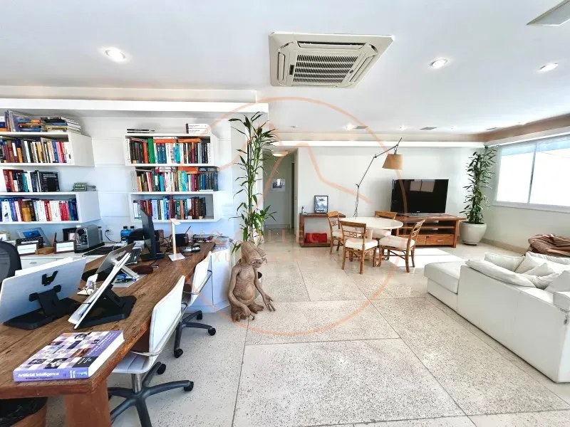 Furnished apartment, 419 m², with a bathtub — photo 24