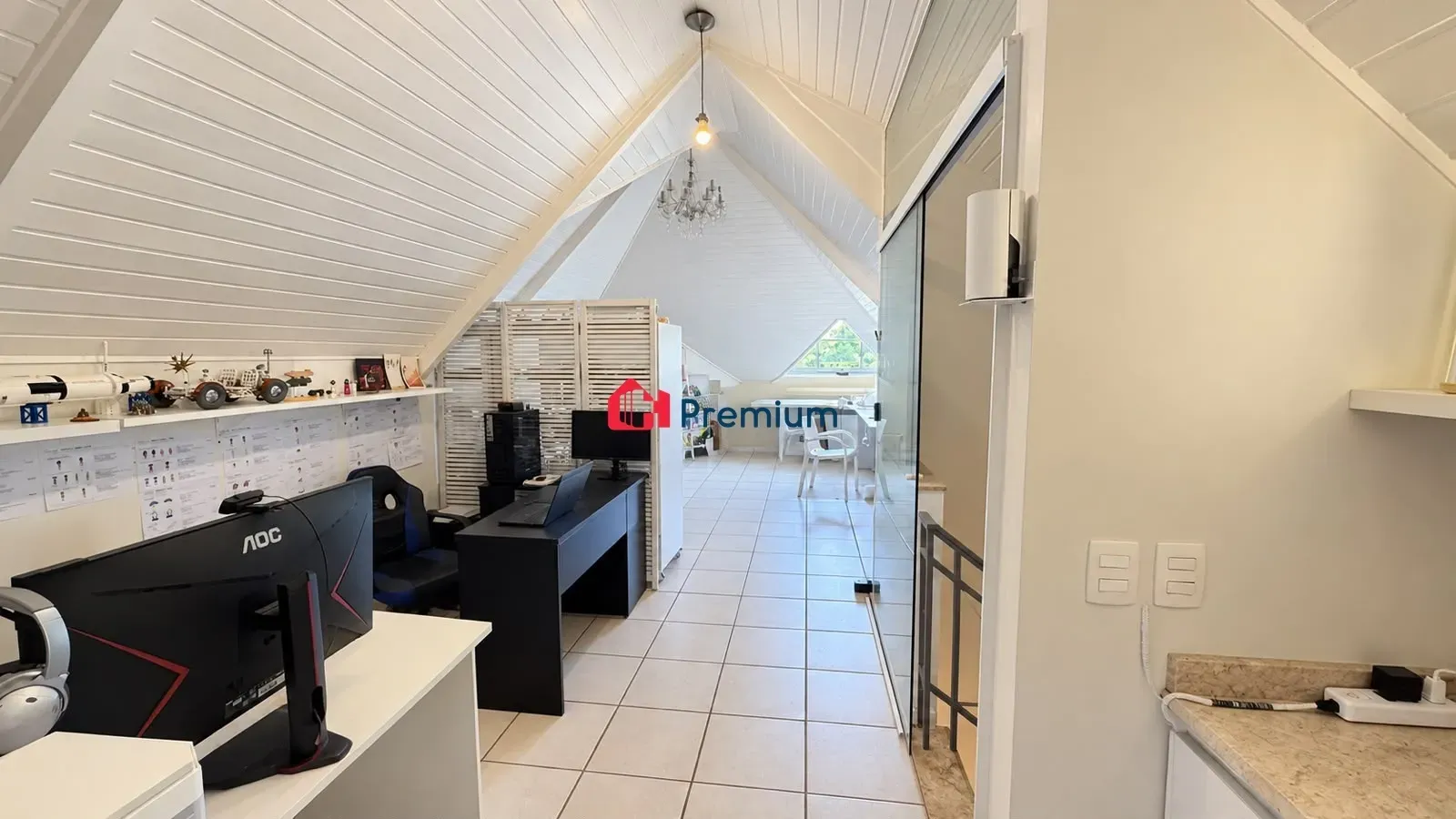 Washing machine in a 5-bedroom house, 350 m² — photo 45