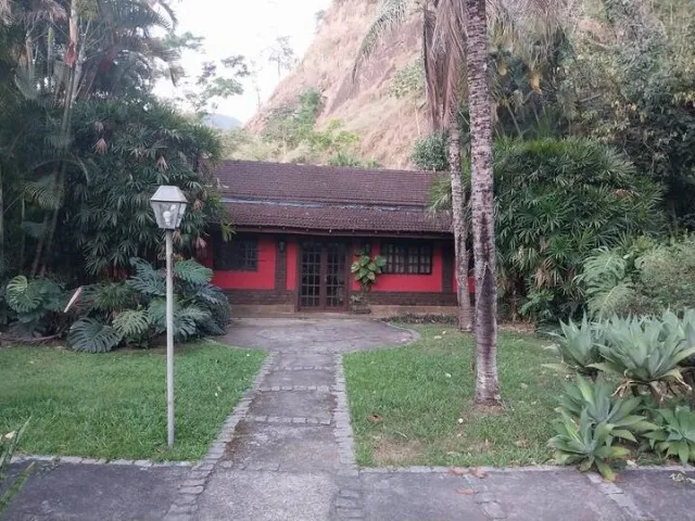 Furnished house with 4 bedrooms and shared pool — photo 8