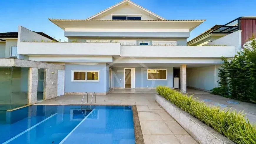 House with 4 bedrooms and 5 bathrooms, 360 m² — photo 7