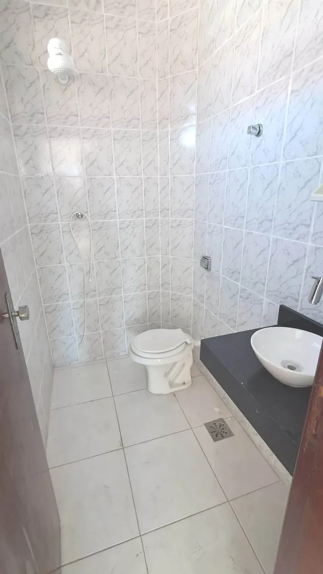 35 m² studio on the 2nd floor, no parking — photo 4