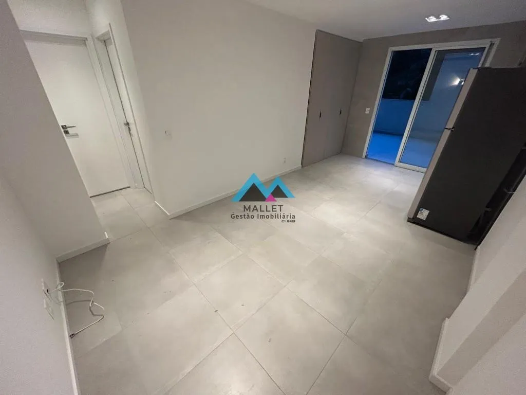 1-bedroom apartment with terrace and pool — photo 32