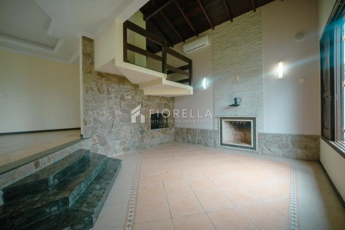 House, 1723 m², with a grill on the balcony — photo 7