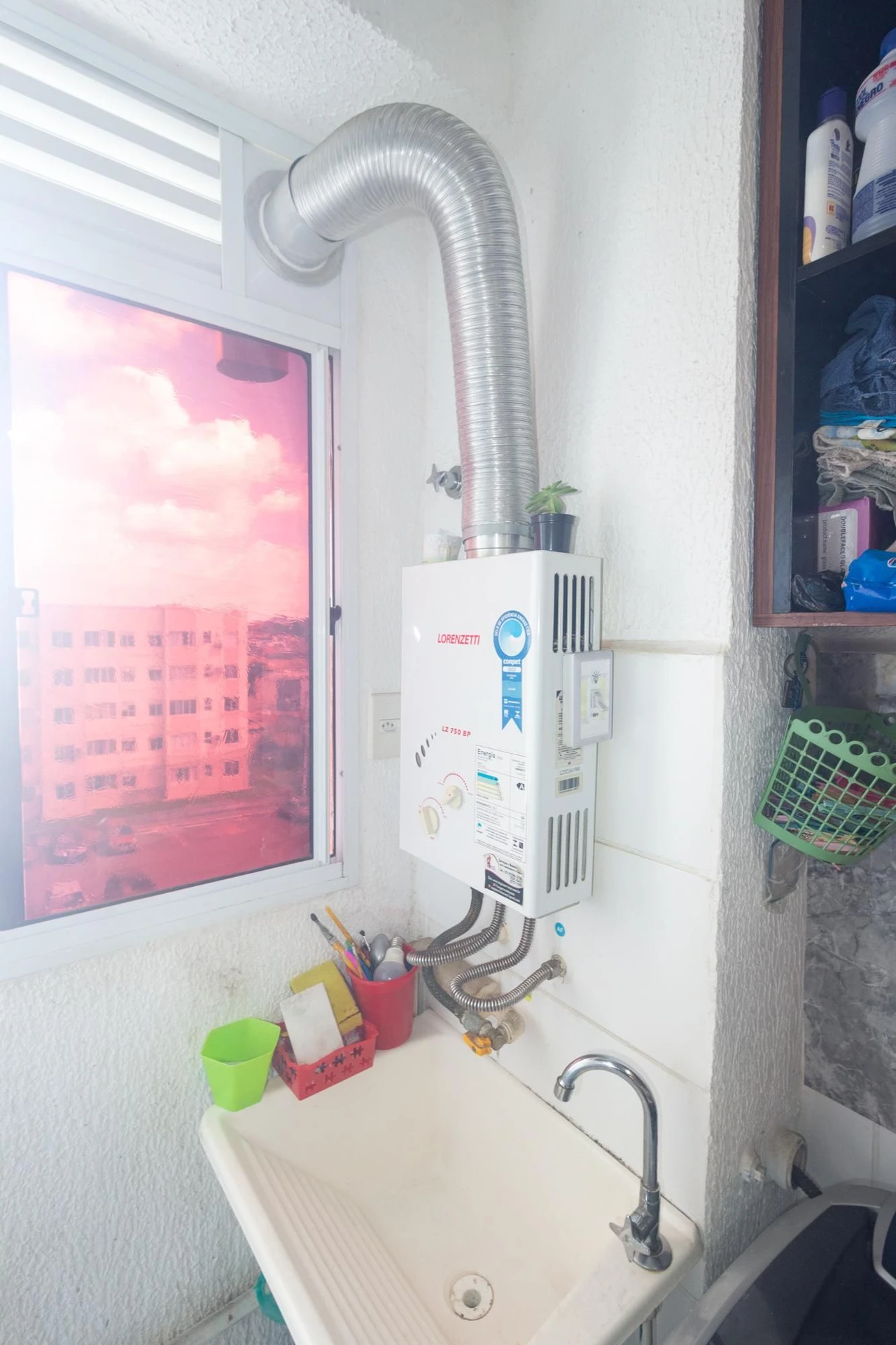 Furnished apartment, 42 m², with a washing machine — photo 4