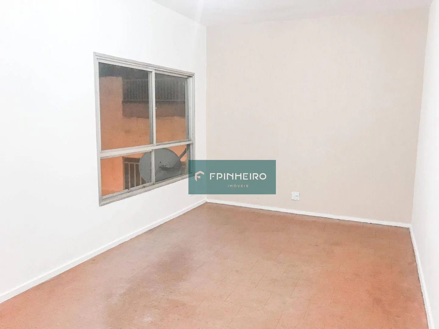 Apartamento de 2 dormitórios com área de lavanderia — photo 20
