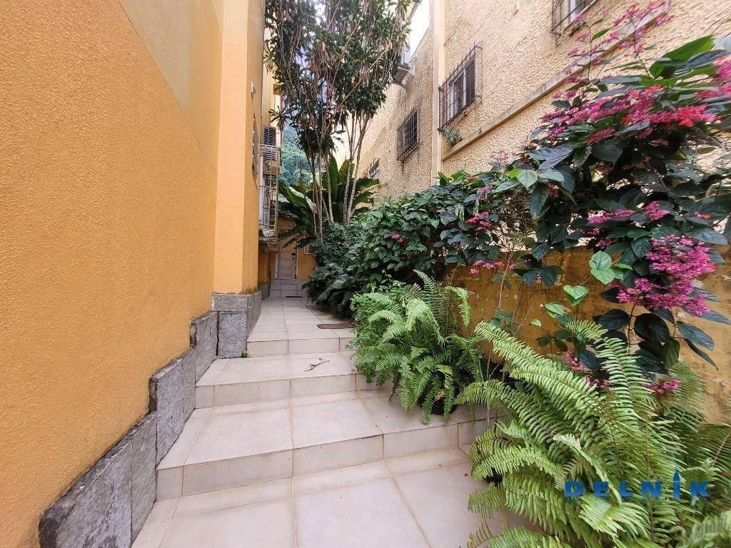 3-bedroom apartment for rent with a balcony — photo 36