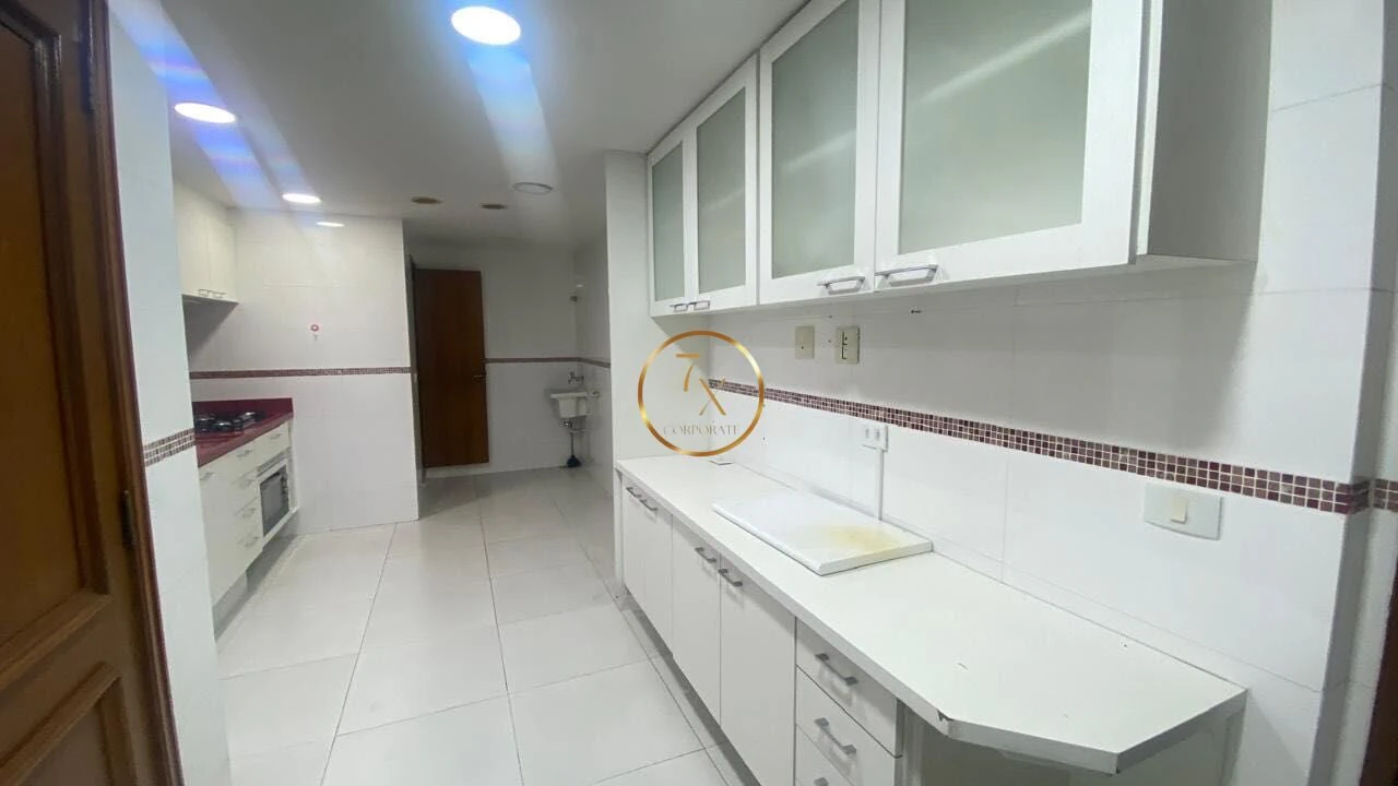Cobertura linear de 300 m² com 3 dormitórios e BBQ — photo 3