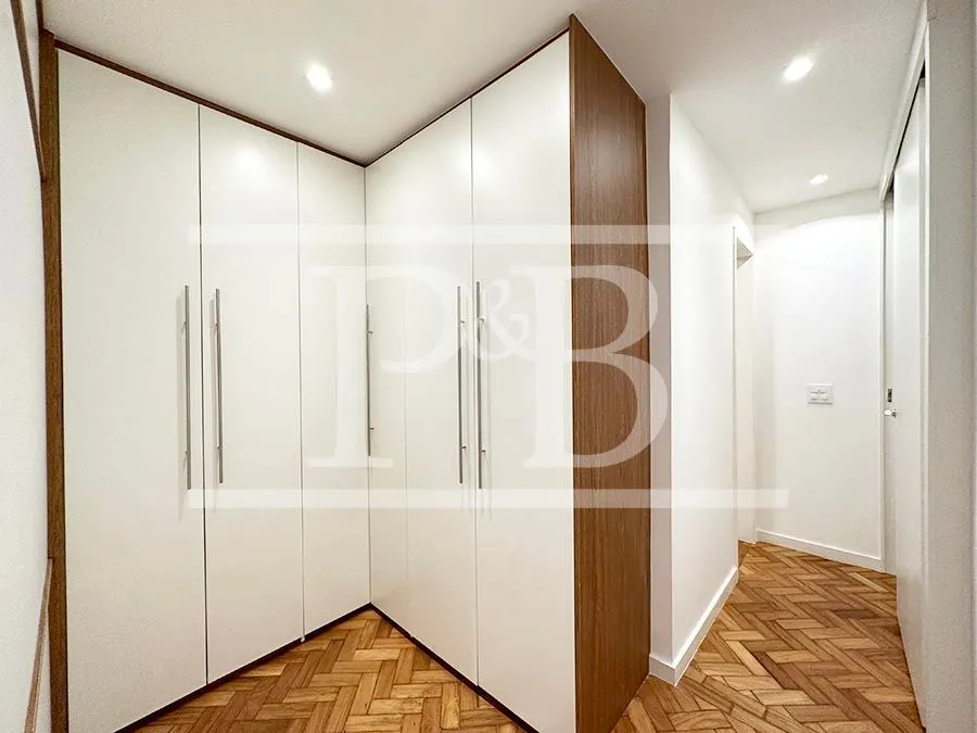 3-bedroom apartment with 130 m² and an open-plan kitchen — photo 15
