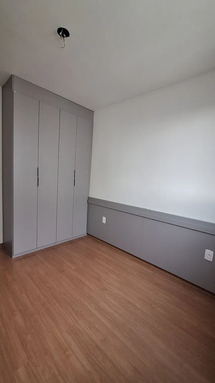 2-bedroom apartment in a building with a gym — photo 9