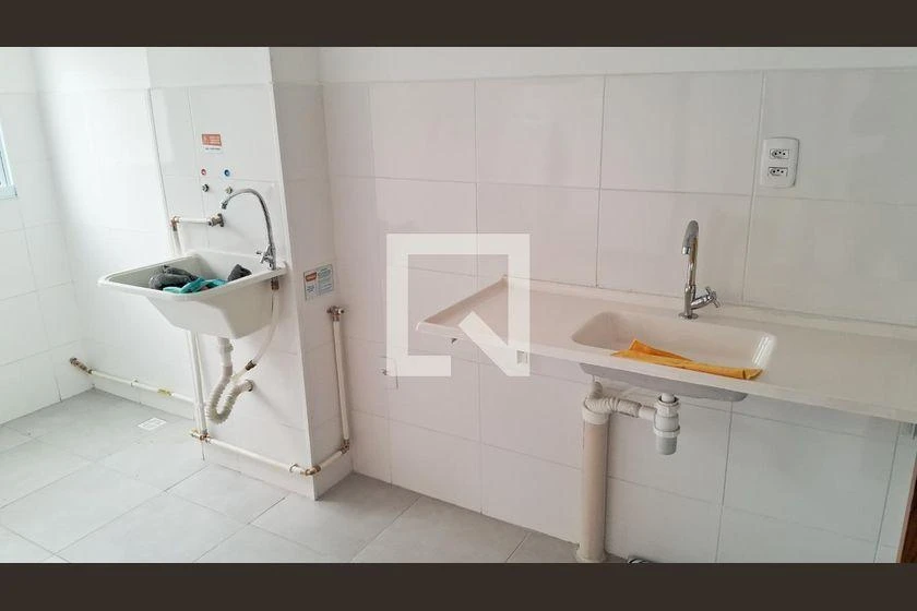 2-bedroom apartment in a building with a pool — photo 5