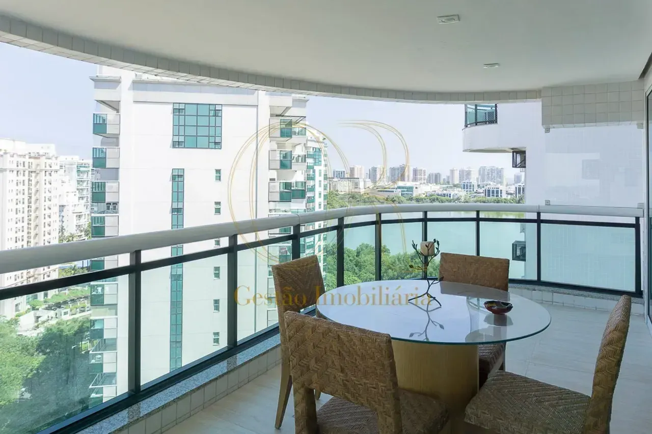 Apartment with 4 bedrooms and a closed gas kitchen — photo 9