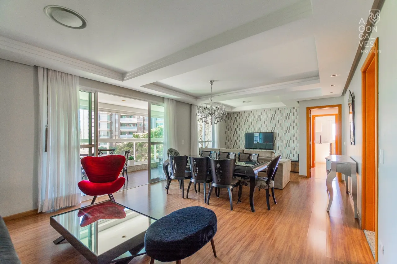 Furnished apartment with 3 bedrooms and open-plan kitchen