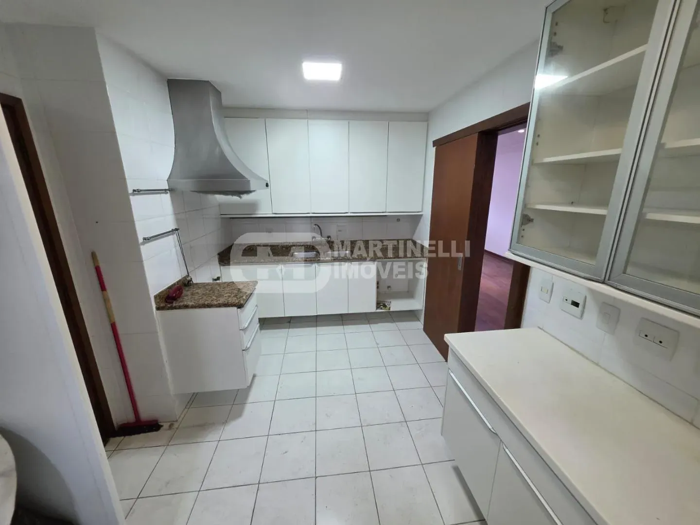 3-bedroom apartment with a bathtub in Rio de Janeiro — photo 2