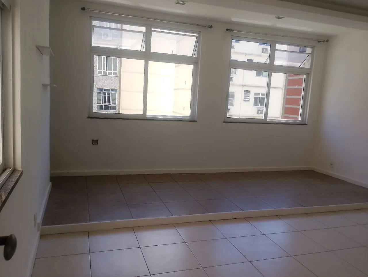 Apartamento com cozinha fechada e 3 quartos — photo 14