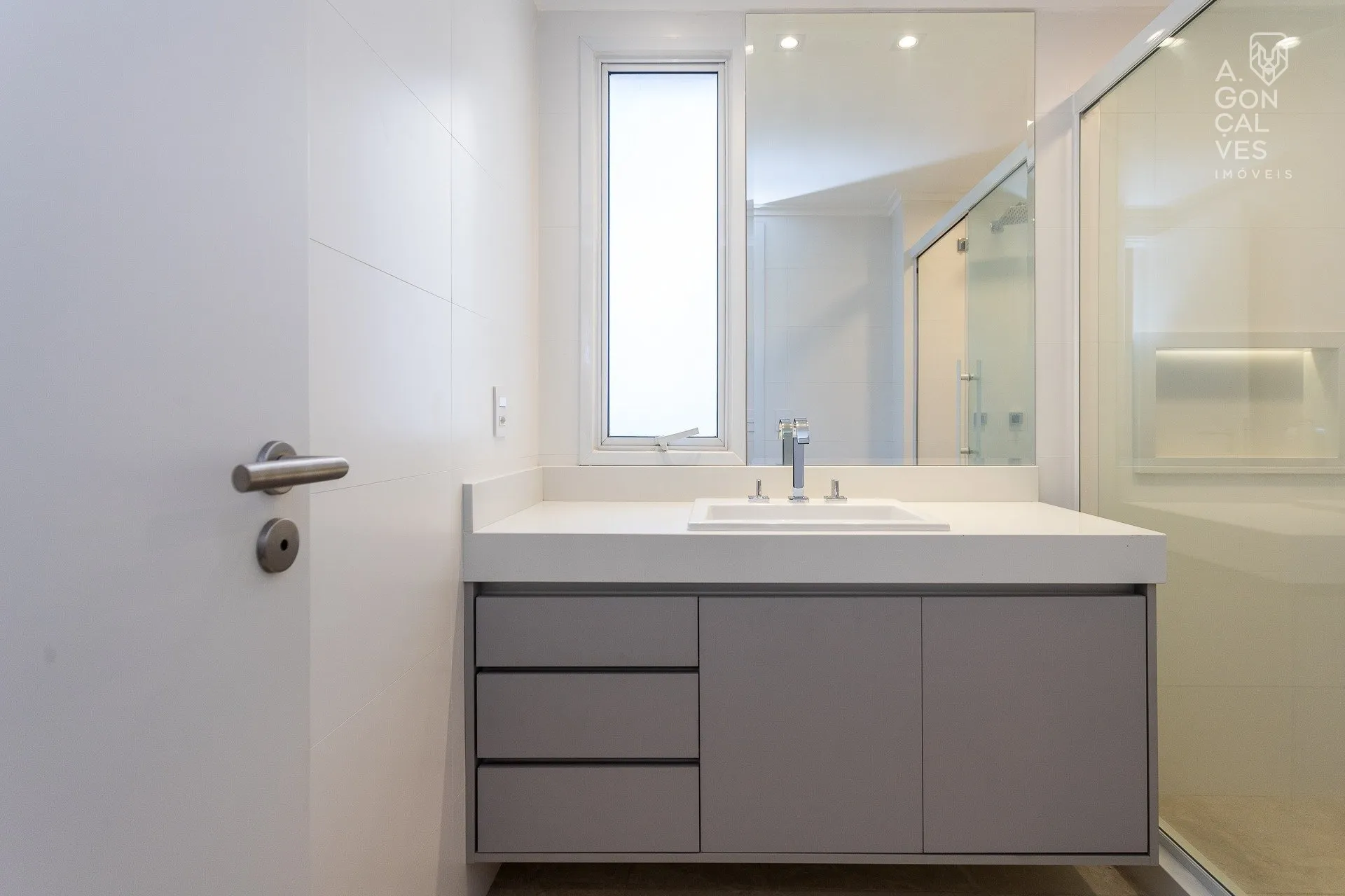 Apartamento com 4 quartos, 3 banheiros e 3 vagas — photo 42