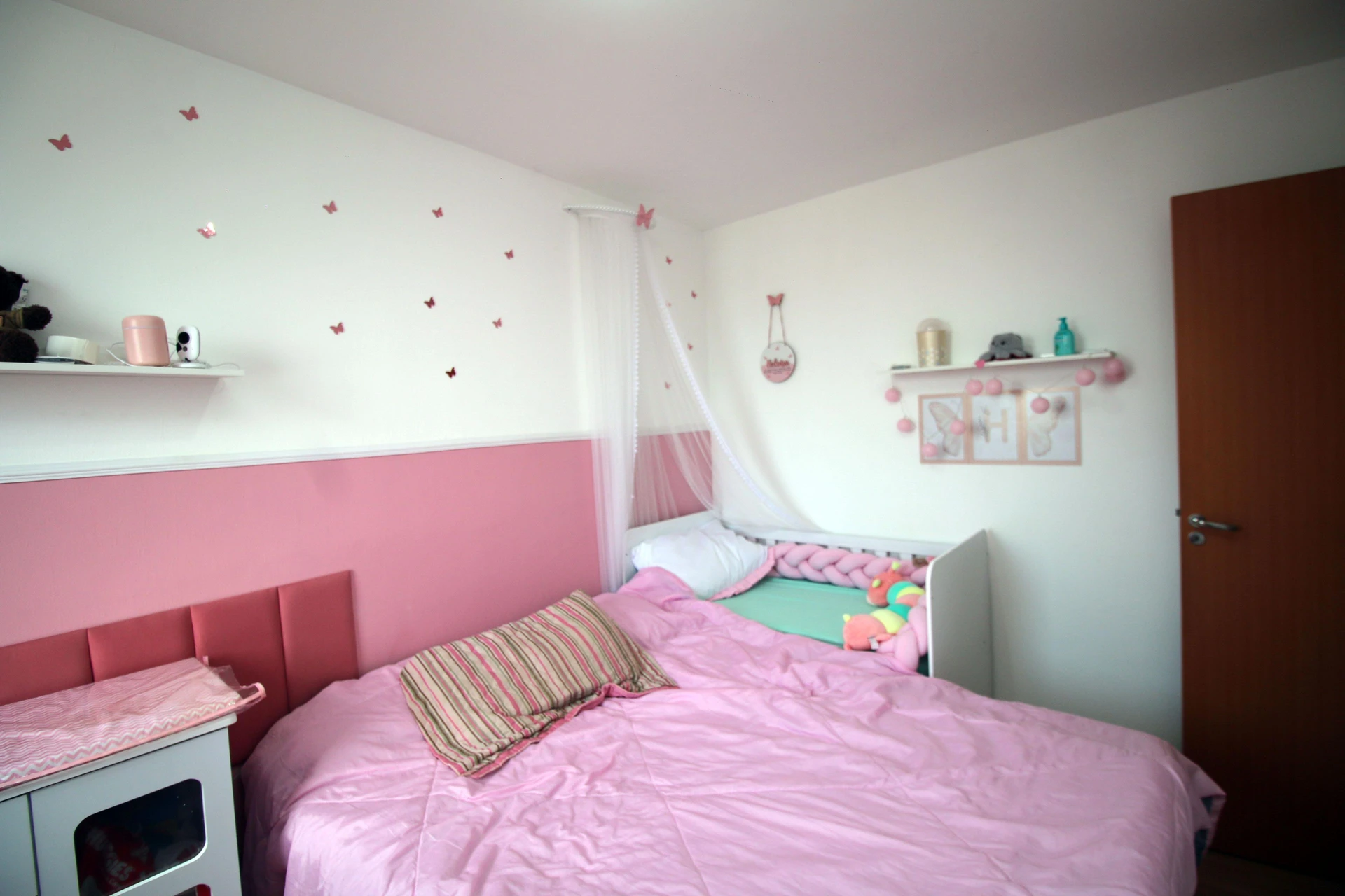 Furnished apartment, 40 m², with a washing machine — photo 16