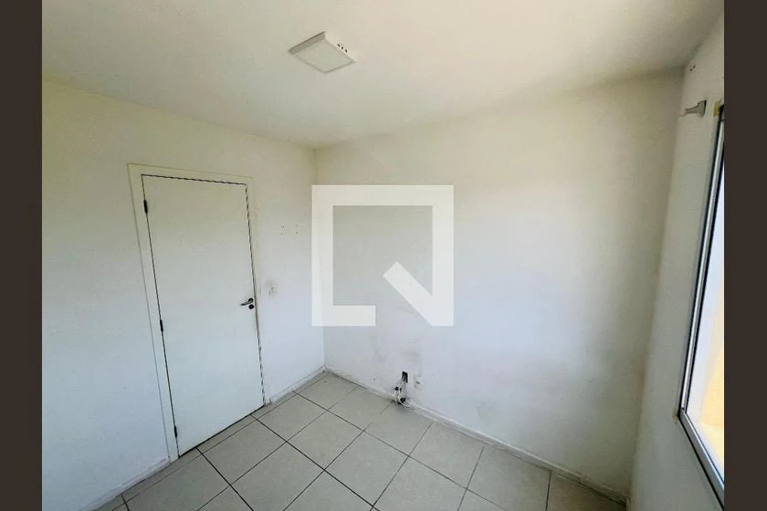 Apartamento de 2 quartos com cozinha a gás e varanda — photo 17