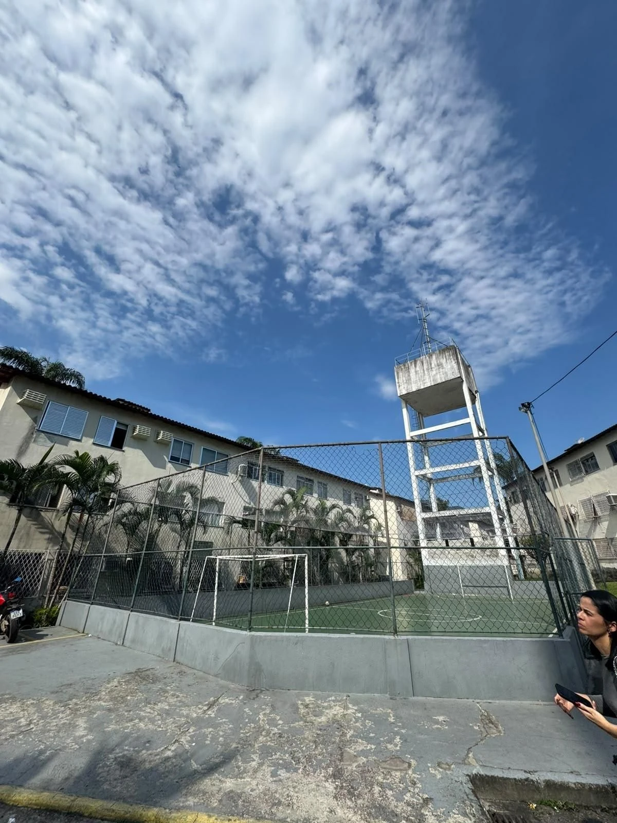 Apartamento de 3 quartos em condomínio com piscina — photo 13