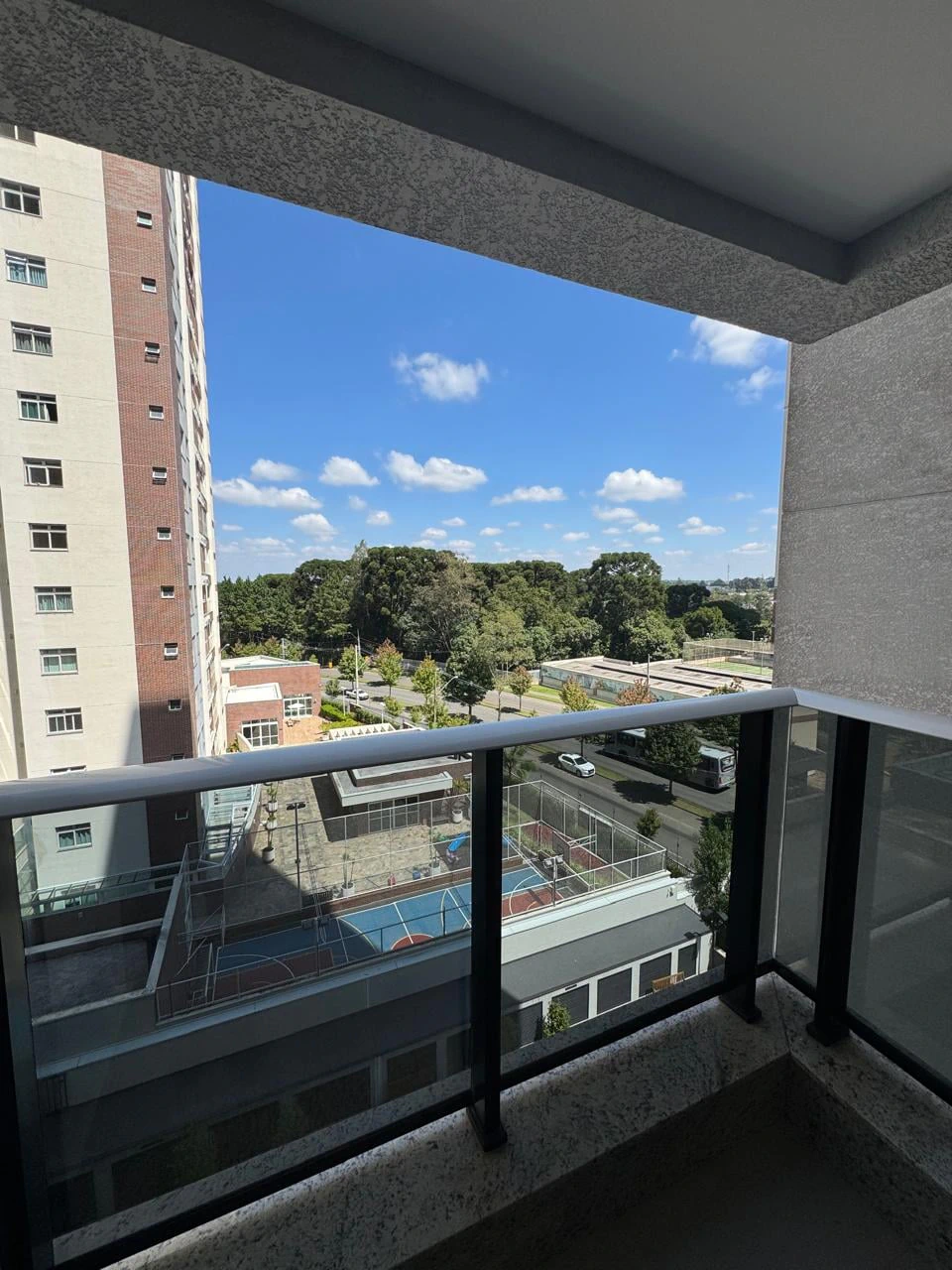2-bedroom apartment with a park view in Curitiba — photo 3