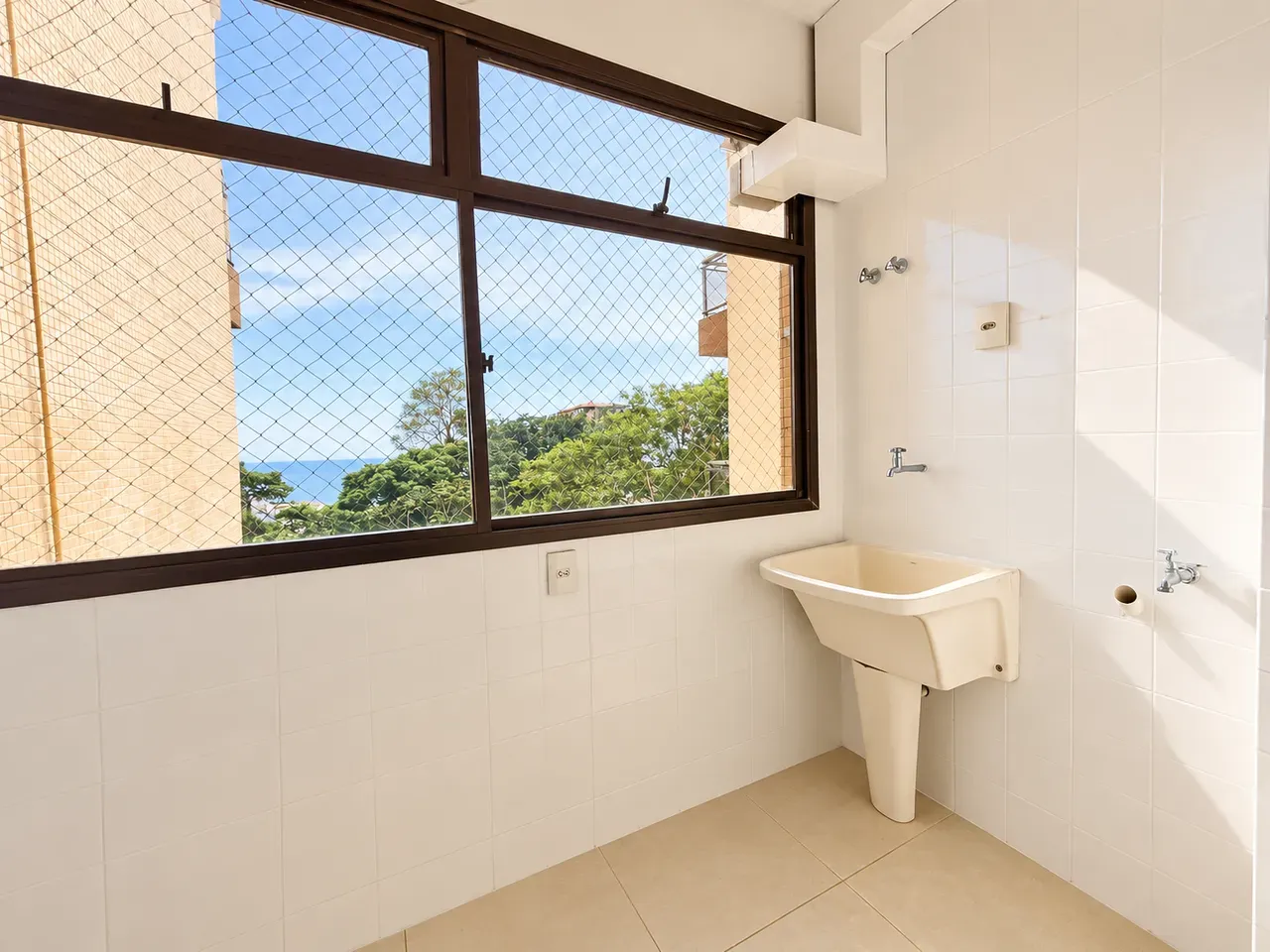 Apartamento de 3 quartos com closet — photo 25