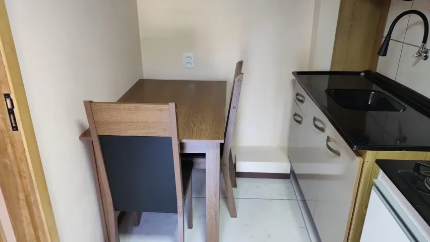 Furnished studio with 1 bedroom and a modern look — photo 11